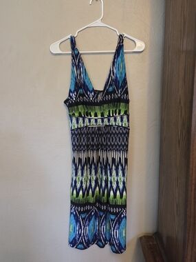Sleeveless V-Neck Blue & Green Patterned Women's Dress